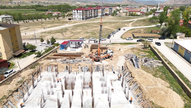 Gürpınar'da emniyet binası ve lojmanın temeli atıldı