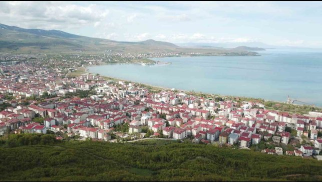 Tatvan'da çevre yolu ikmal ihalesi tamamlandı