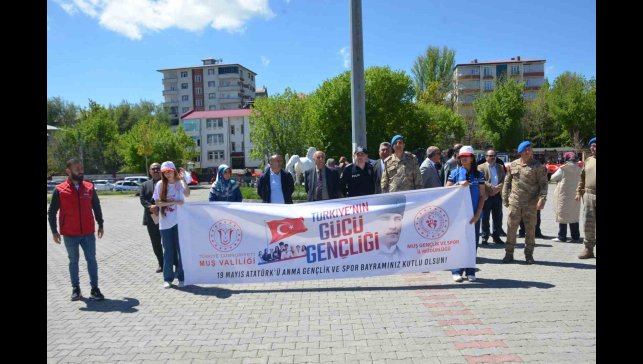 Bulanık'ta 'Gençlik yürüyüşü' yapıldı