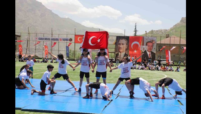 Hakkâri'de 19 Mayıs coşkusu