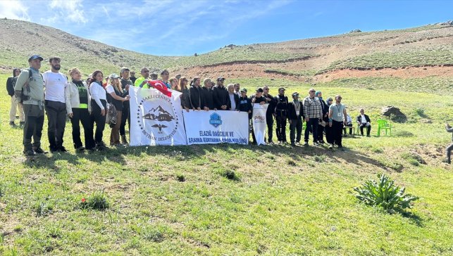Elazığ Akdağ'da doğa yürüyüşü etkinliği yapıldı