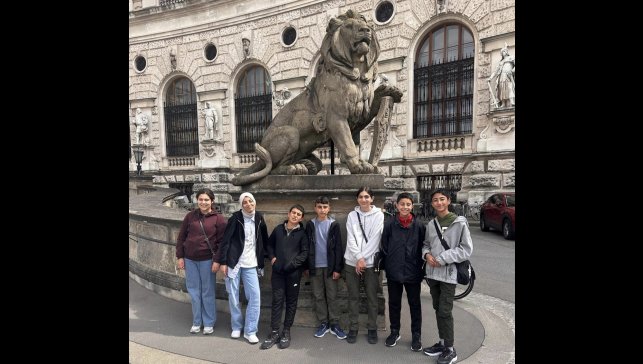 Çemişgezekli öğrenciler Viyana'yı gezdi