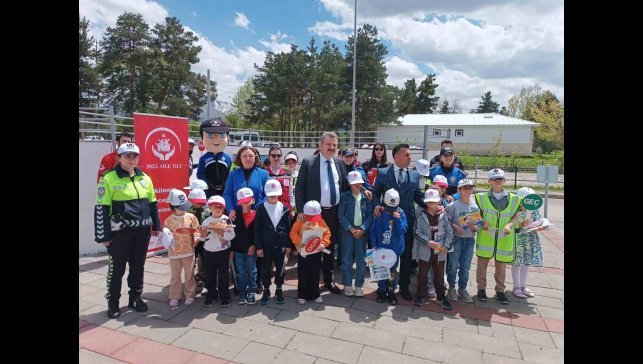 Çocuklara trafik eğitimi etkinliği