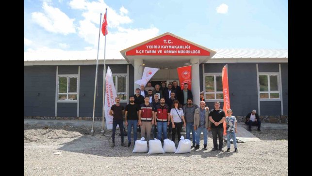 Bingöl'de üreticilere yüzde 75 hibeli 8 ton kuru fasulye tohumu dağıtıldı