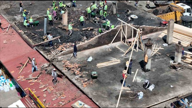 Yangında zarar gören işyerlerinde çalışmalar sürüyor