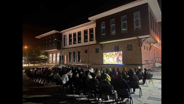 Gençlik Haftası'nda açık hava sineması gösterimi