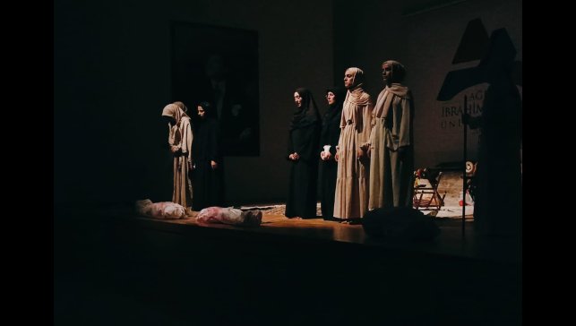 "Gazze'nin Kadınları" tiyatrosu üniversitede sahnelendi