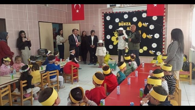 Dünya Arı günü anaokulu öğrencileriyle kutlandı