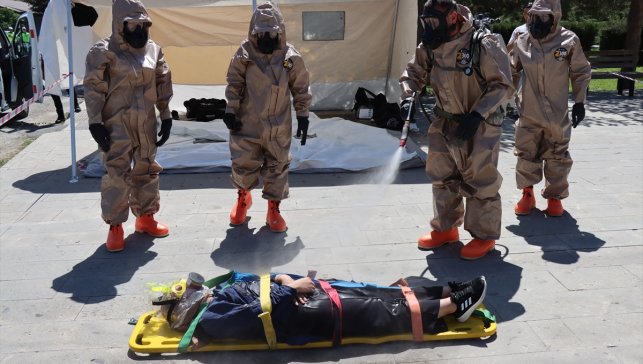 Erzincan'da arama kurtarma ekipleriyle "KBRN ve yangın tatbikatı" yapıldı