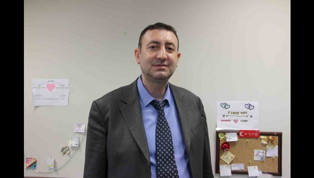 Prof. Dr. Aydın: "Anne ve bebeğin sağlığını tehdit eden tehdit eden bir durumu yoksa normal doğumu tercih etmek gerekiyor"