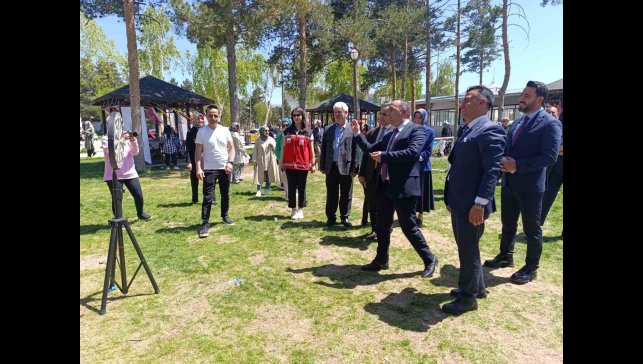 Erzurum'da aile festivali renkli görüntülere sahne oldu