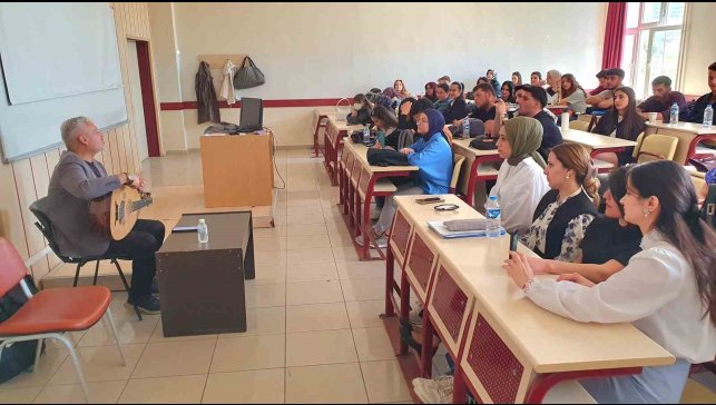 Atatürk Üniversitesi Turizm Fakültesi'nde Erzurum Türküleri ve Faruk Kaleli konuşuldu