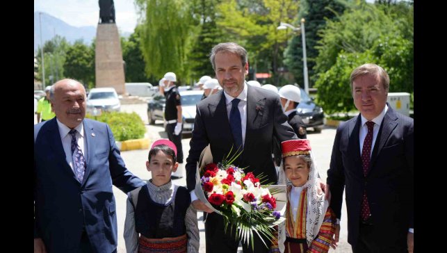 Bakan Bayraktar Erzincan'da