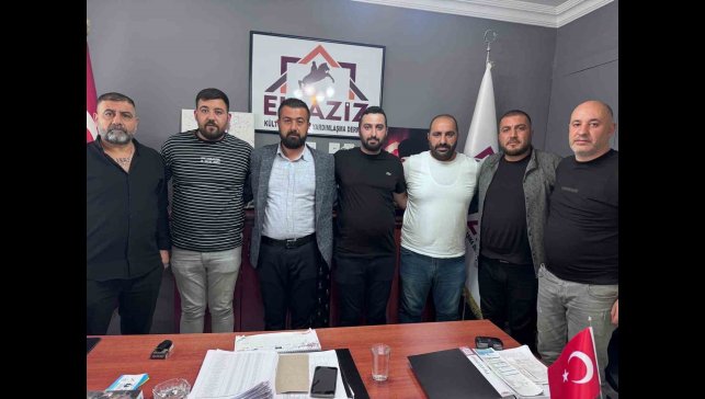 El-Aziz Der'den Elazığspor'a tam destek: Taraftar gruplarına bin biletlik destek