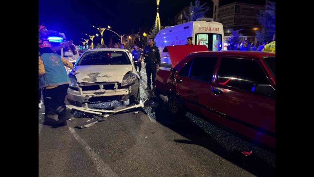 Bingöl'de zincirleme kaza: 6 yaralı