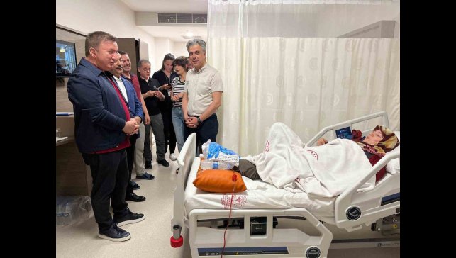 Vali Aydoğdu, hastanede tedavi gören hastalara ziyarette bulundu