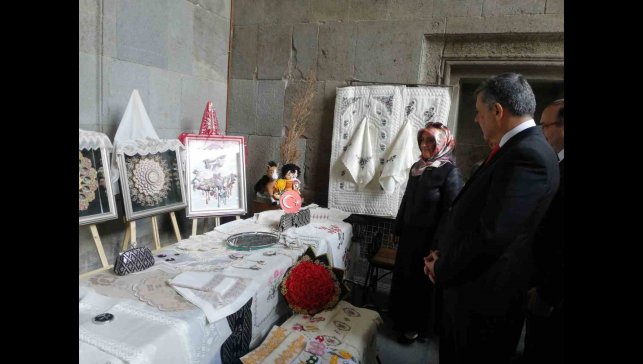 Çifte Minareli Medrese'de "Öğrenme Şenliği" sergisi açıldı