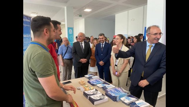 EBYÜ, Tunceli Munzur Üniversitesi Üniversite Tanıtım Fuarı'na katıldı