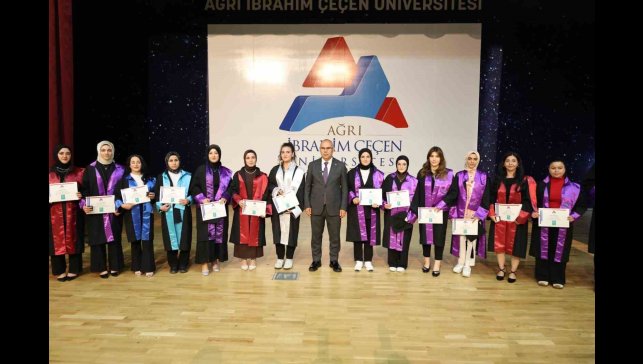 AİÇÜ'de 2024-2025 Eğitim-Öğretim Yılı Mezuniyet Coşkusu