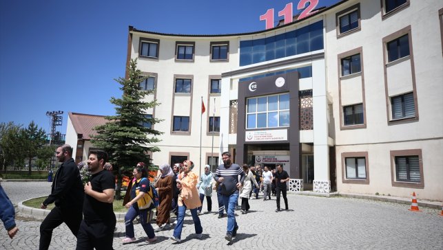 Erzurum'da acil sağlık personeli, yangına hazırlık tatbikatı yaptı