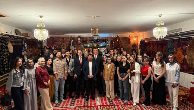 Bingöl Cumhuriyet Başsavcısı Sert ile Adalet Komisyonu Başkanı Çelik, üniversite öğrencileriyle buluştu