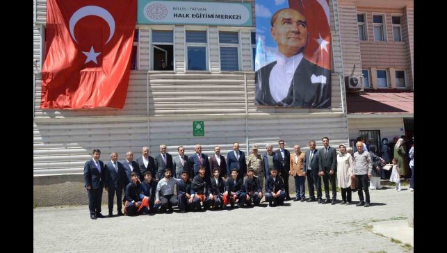 Tatvan'da 'Hayat Boyu Öğrenme Haftası'na özel sergi