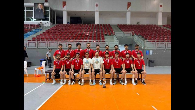 Atatürk Üniversitesi, salon futbolunda da Türkiye Şampiyonu olarak süper lige yükseldi