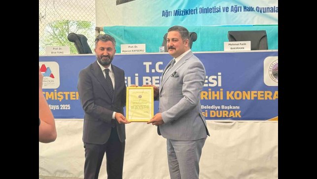 ''Geçmişten Günümüze Dedeli Tarihi" konuşuldu.