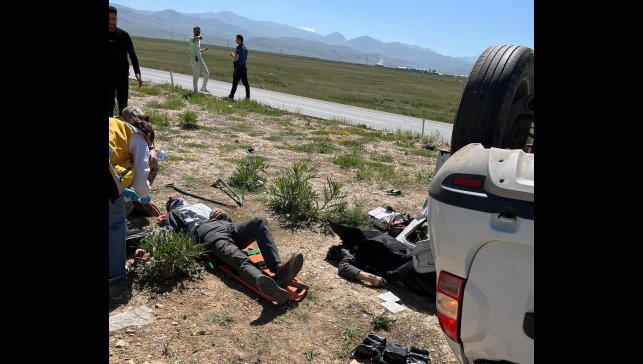 Van'da trafik kazası: 4 ölü, 2 yaralı
