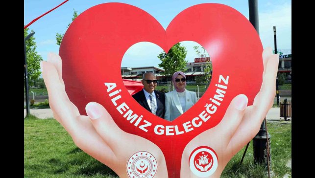 Ağrı'da "Aile Yılı" kapsamında Aile Festivali düzenlendi