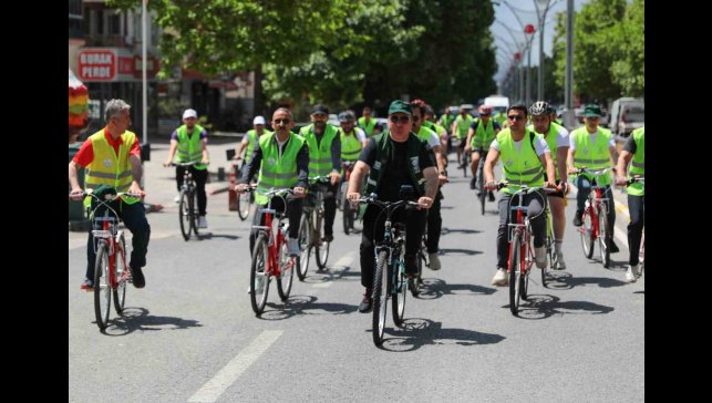Bisikletliler, farkındalık için pedal çevirdi