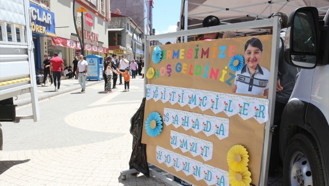 Ağrı'da DMD hastası çocuğun tedavisine destek amacıyla kermes düzenlendi