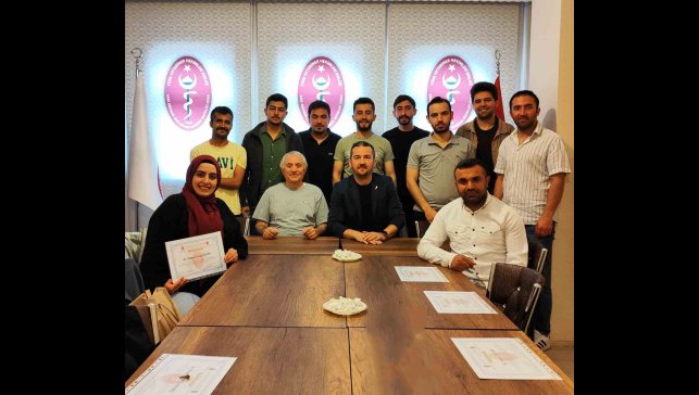 Kars'ta, "İneklerde Rektovaginal Yöntemle Suni Tohumlama" kursu tamamlandı