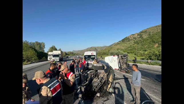 Bitlis'te feci kaza: 2 ölü, 2 yaralı