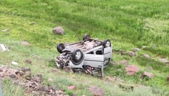 Bingöl'de hafif ticari araç ile kamyonun çarpıştığı kazada 1 kişi öldü