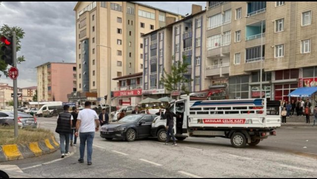 Hasköy Belediye Başkanı Orbay trafik kazası geçirdi