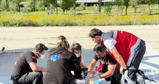 Ağrı'da nöbet geçiren 4 yaşındaki çocuk için ambulans helikopter havalandı