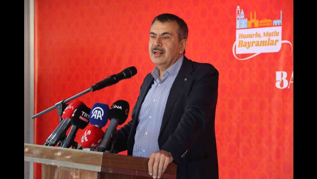 Milli Eğitim Bakanı Tekin: "Herkesin dinini, inancını özgürce yaşayabildiği bir ülke oluşturduk"