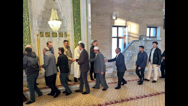 Kaymakam Koşansu'dan polis, asker ve hastalara bayram ziyareti