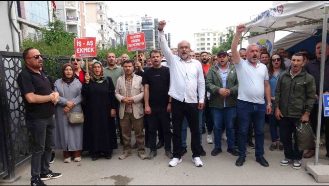 Van'da işten çıkarılan işçiler: "Bayram şekeri alamayacak duruma geldik"