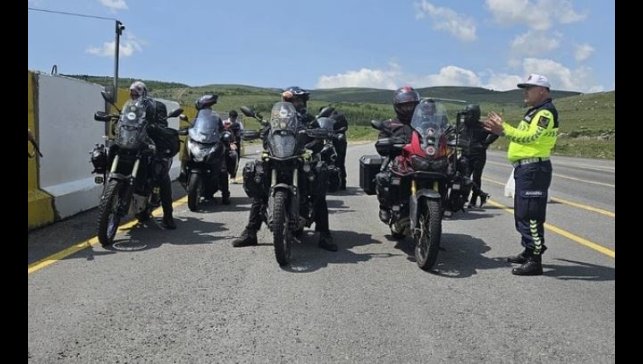 Ardahan motosiklet sürücülerine yönelik denetim yapıldı