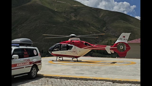 54 yaşındaki hasta için helikopter ambulans havalandı