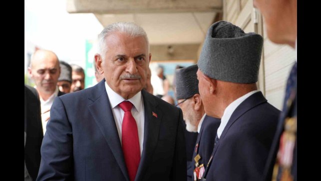 Gazilerle bir araya gelen Binali Yıldırım; "21. yüzyıl Türklerin yüzyılı olacak"