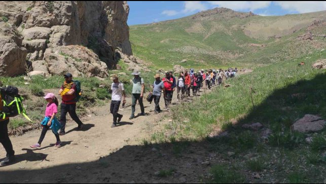 Van'daki doğa harikası kanyon keşfedilmeyi bekliyor