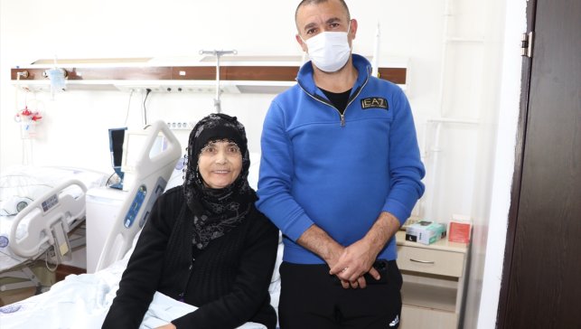 Karaciğer yetmezliğiyle 6 yıl mücadele etti, kadavradan nakille hayata tutundu