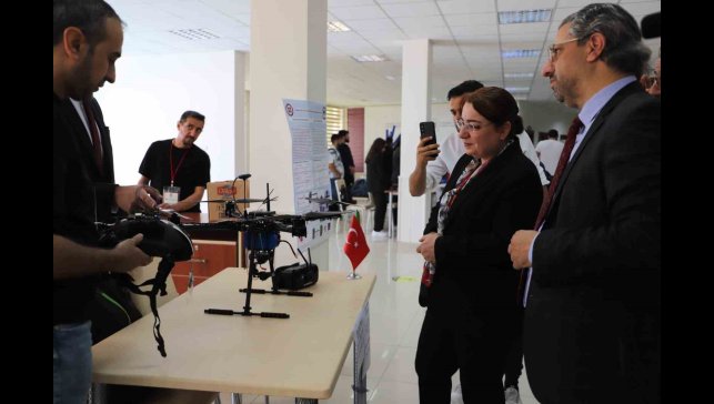 FÜ Mühendislik Fakültesinde bitirme proje yarışması düzenlendi