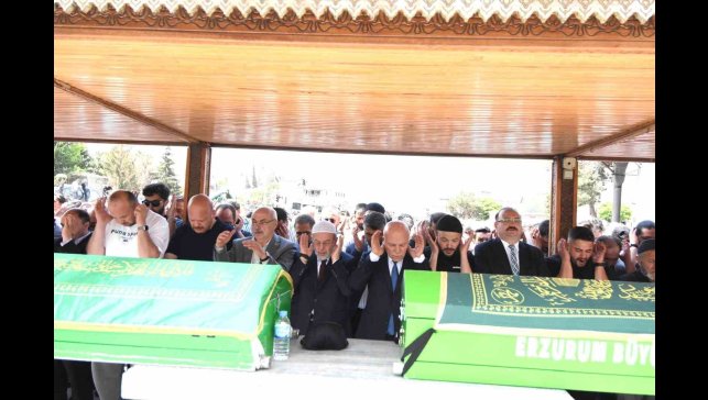 Kamil Polat dualarla uğurlandı