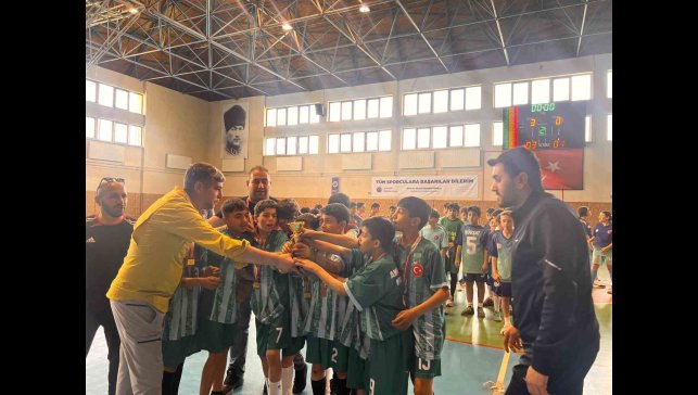 Sabancı çifte şampiyon