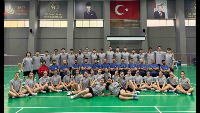 Erzincanlı badmintoncular uluslararası maçlara katılmak için kampa girdi
