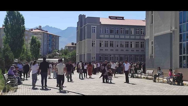 Van'da LGS heyecanı başladı